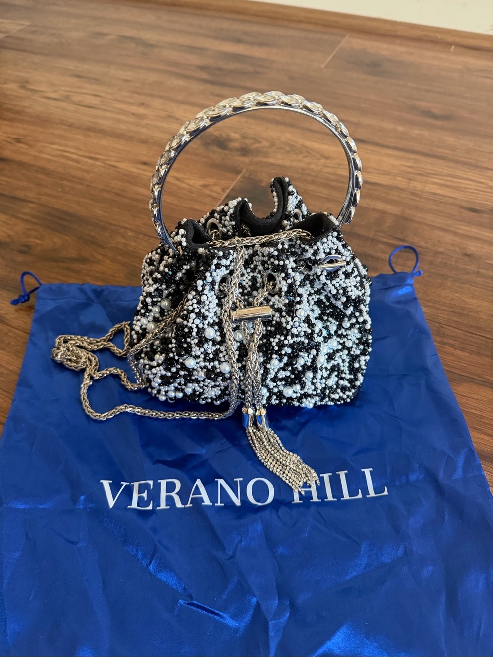 Lorrie Tassel Handbag bucket bag - Picture 9 of 9